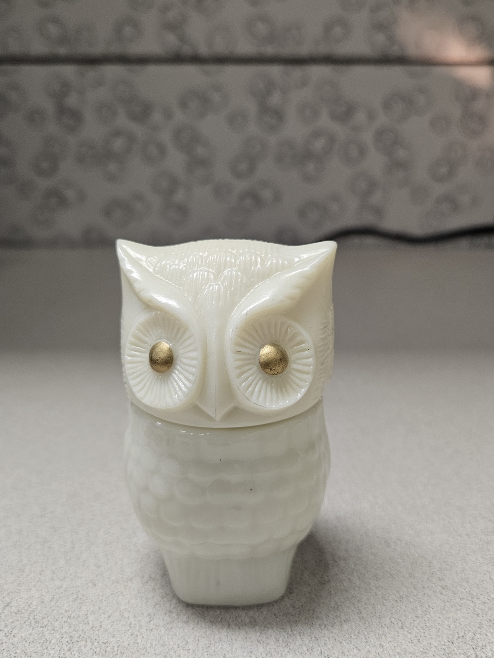 Avon White Owl Decorative Glass Bottle, Textured Molded, Screw Cap, 4 in
